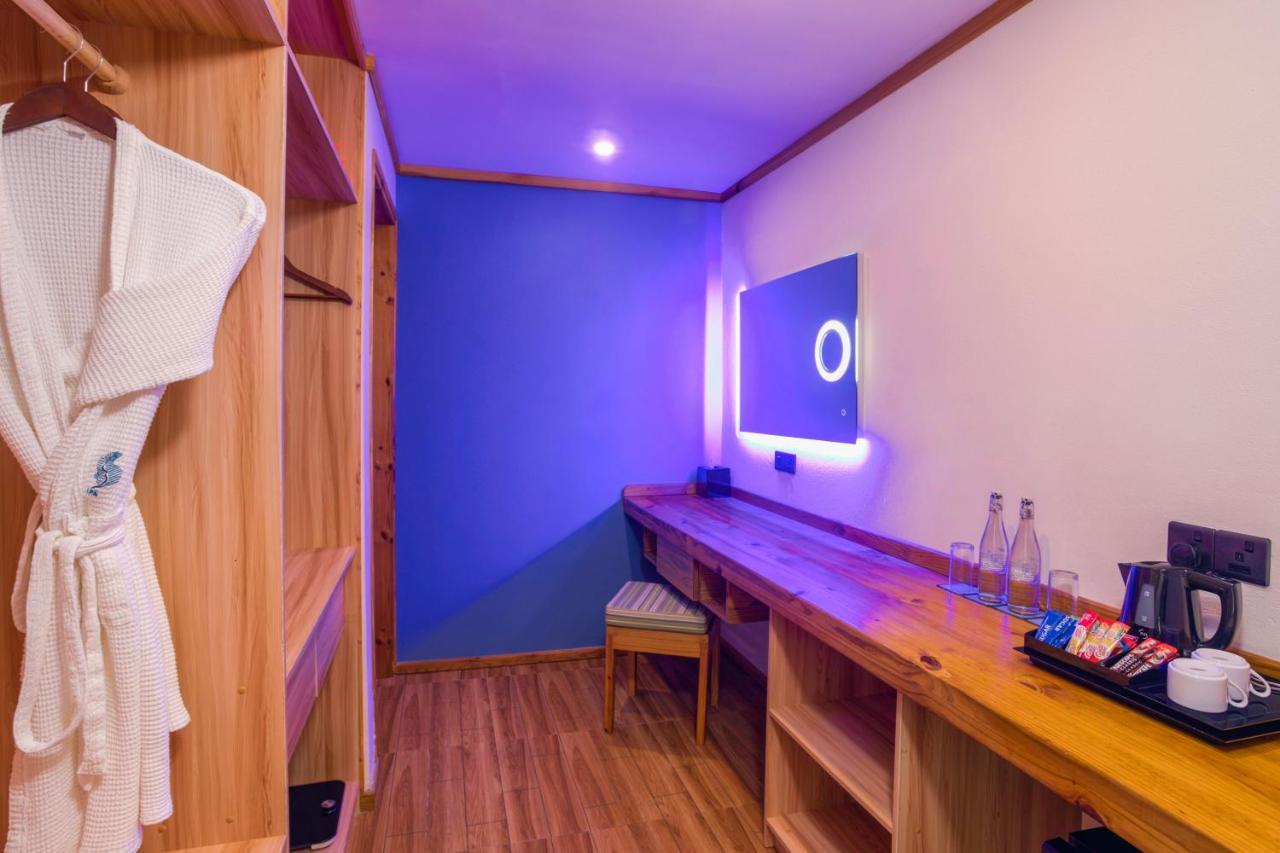 South Palm Resort Maldives With First-Ever Floating Spa Addu City Екстериор снимка